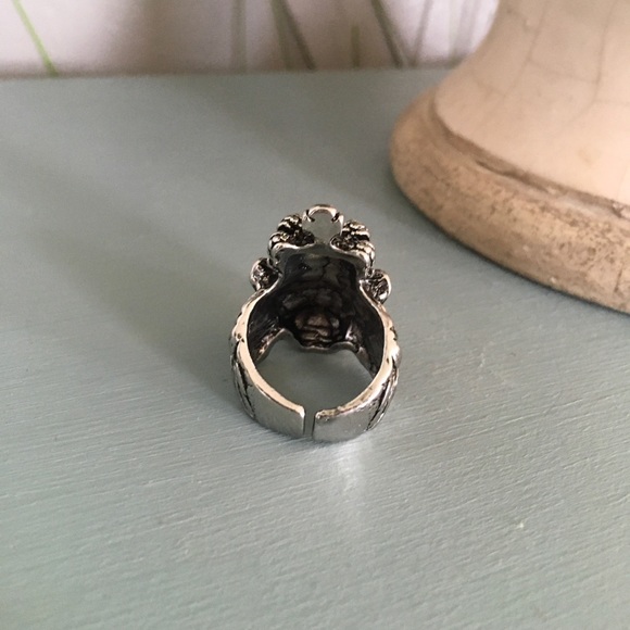 Safari Lion King Crown Silver Adjustable Ring - Picture 4 of 7